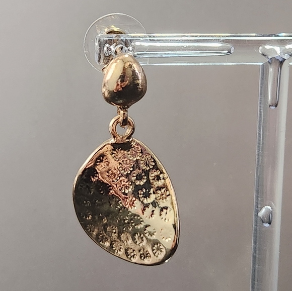 Gold Textured Drop Stud Earrings - Picture 2 of 6